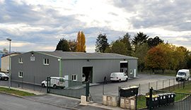 Vue extérieur du batiment de la société Apelec à Boissy-le-Châtel